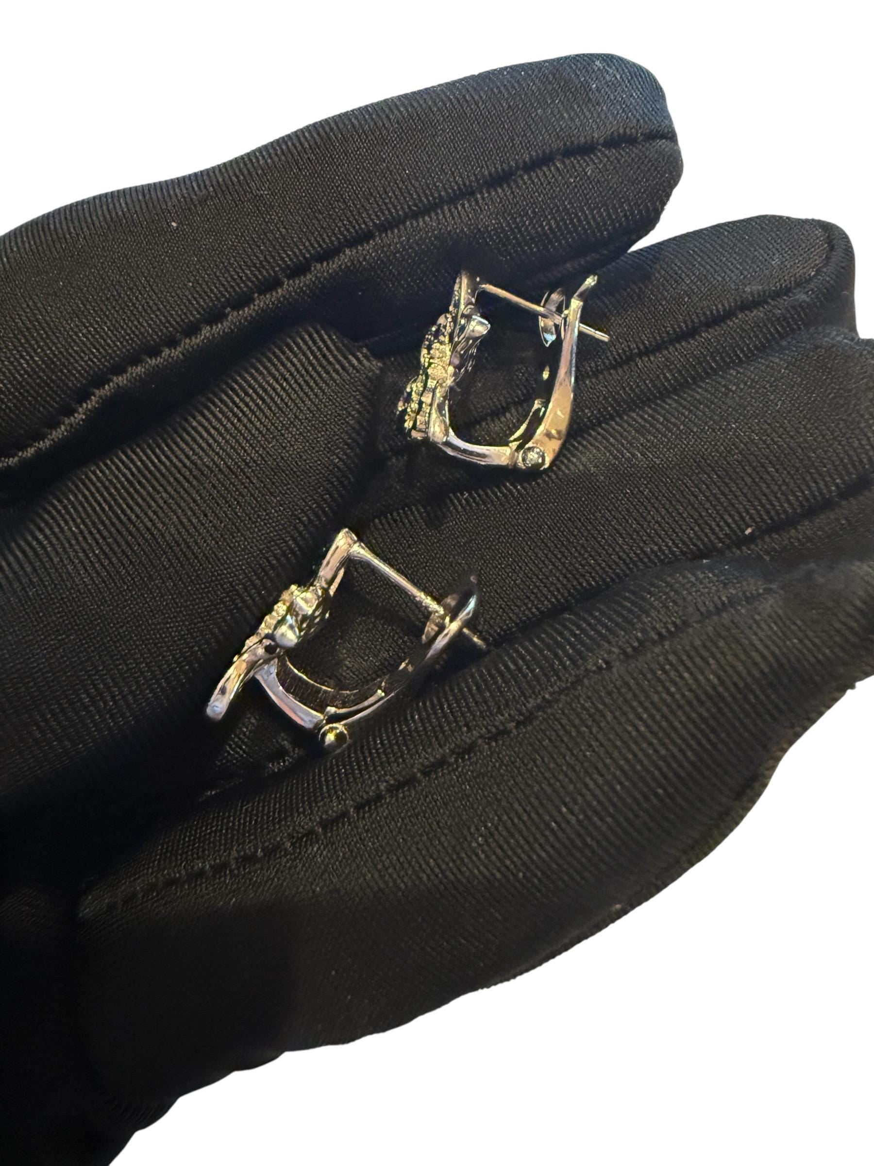 Shimmer Me Cattleya Huggie Stud • Blue Saphire Cattleya Earrings