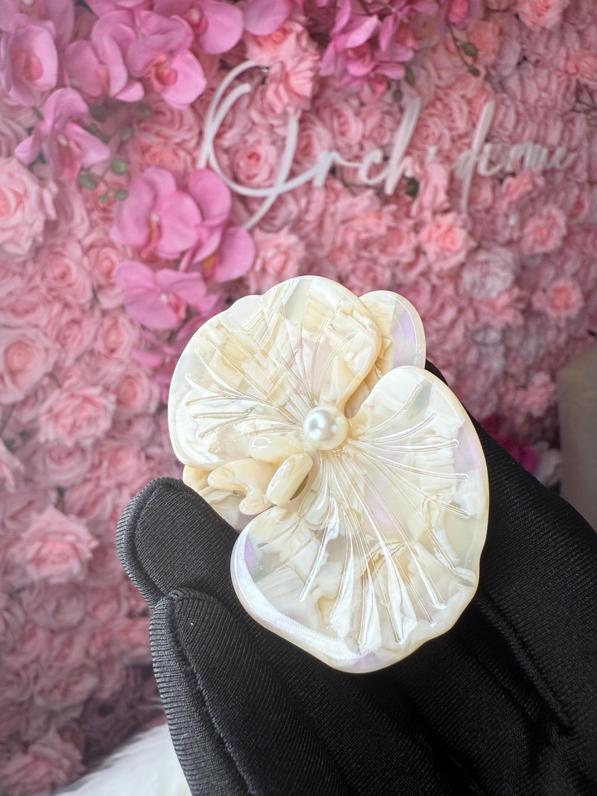 Orchid Hair Barrette • Nude Pearl Orchid Hair Clip • Wedding Hair Piece • Tropical Clip • Joyeria de Orquídeas