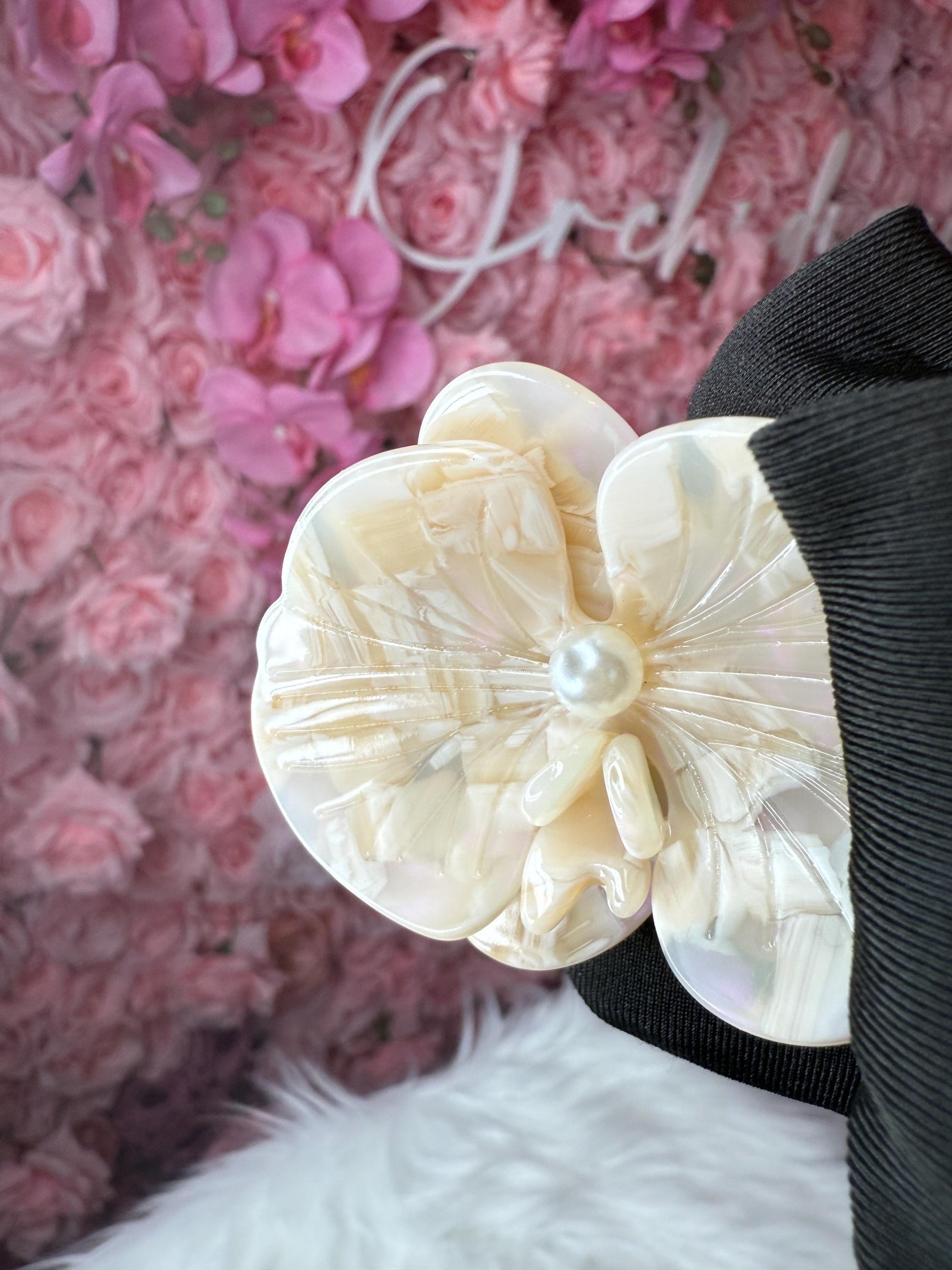 Orchid Hair Barrette • Nude Pearl Orchid Hair Clip • Wedding Hair Piece • Tropical Clip • Joyeria de Orquídeas