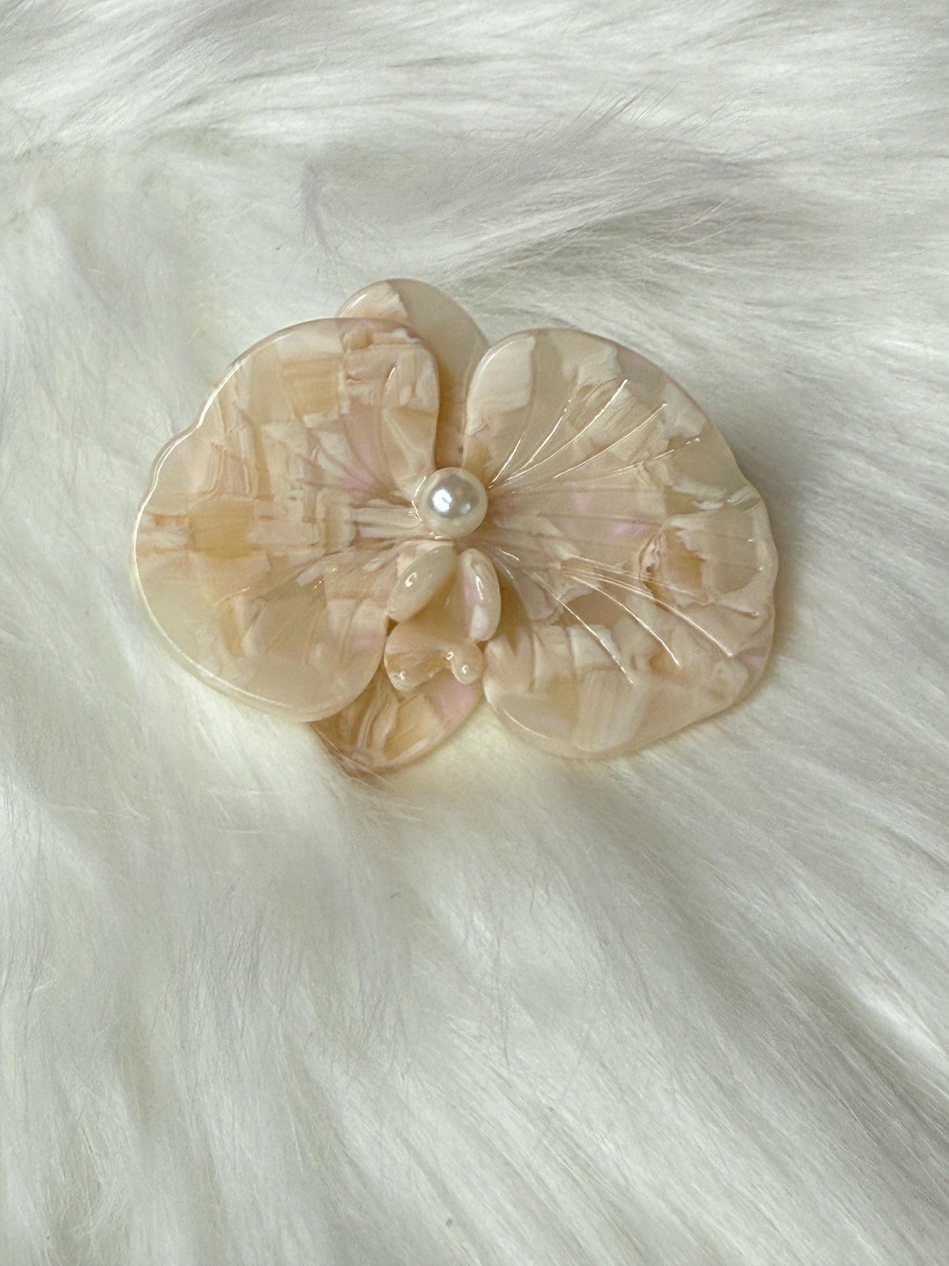 Orchid Hair Barrette • Nude Pearl Orchid Hair Clip • Wedding Hair Piece • Tropical Clip • Joyeria de Orquídeas