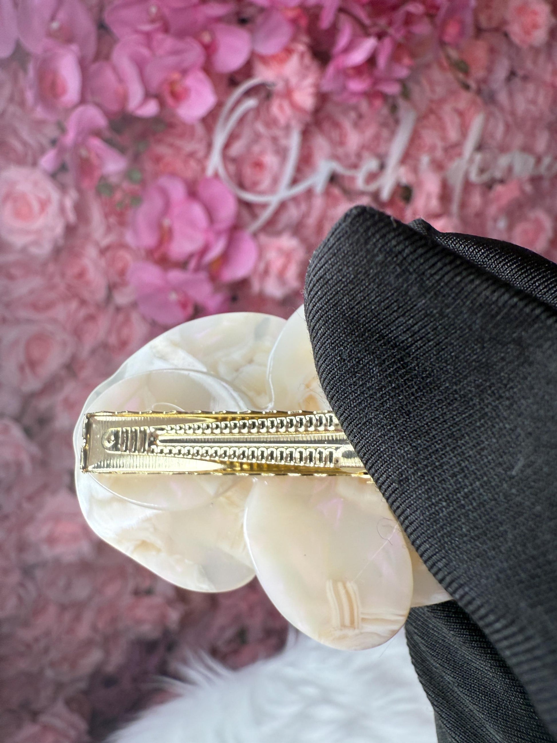 Orchid Hair Barrette • Nude Pearl Orchid Hair Clip • Wedding Hair Piece • Tropical Clip • Joyeria de Orquídeas