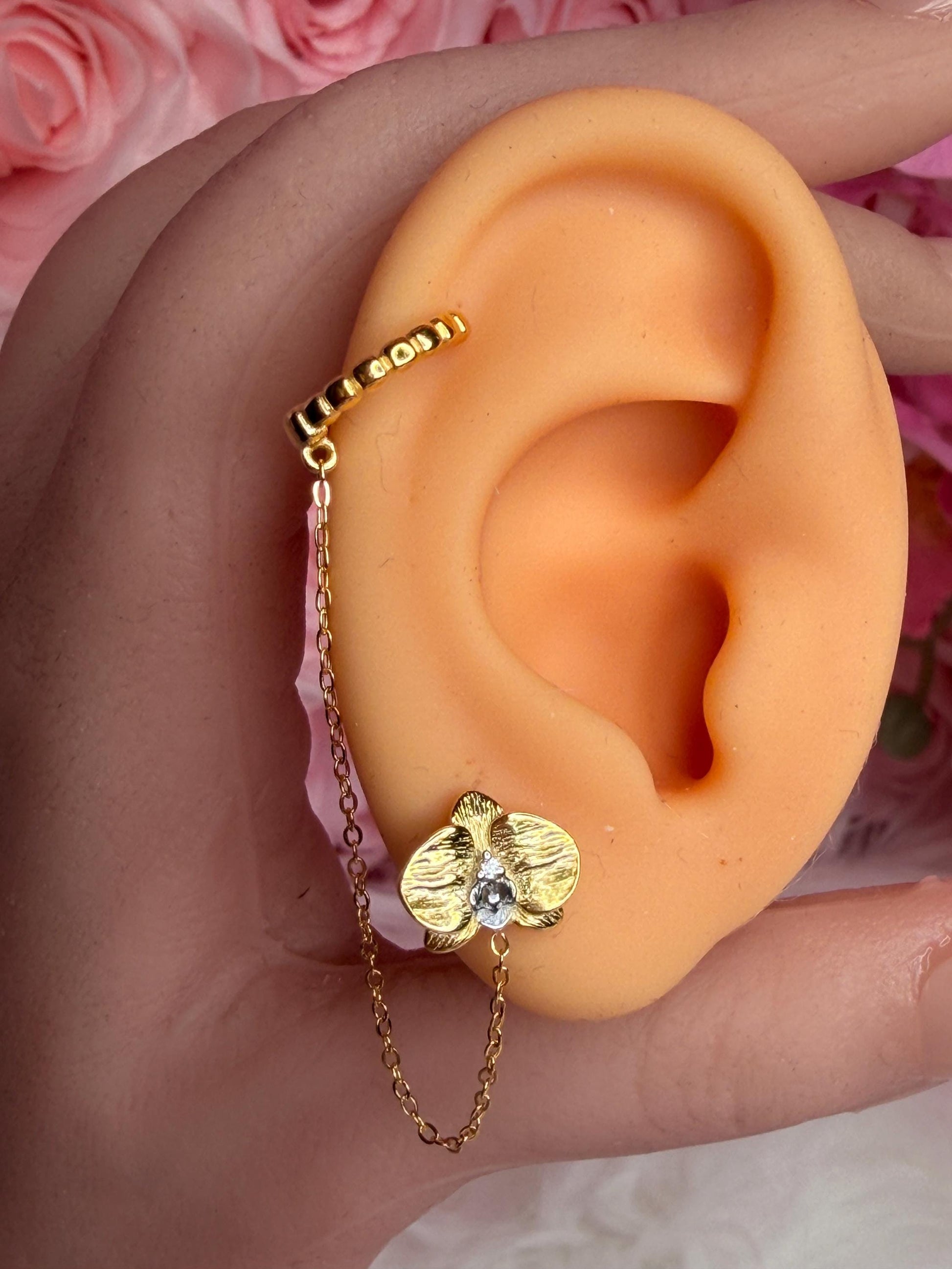 Phalaenopsis Orchid Gold Chain Cuff Earring • Real Orchid Labellum Helix Cartilage Chain Piercing • Gold & Silver Botanical Hoop Earring