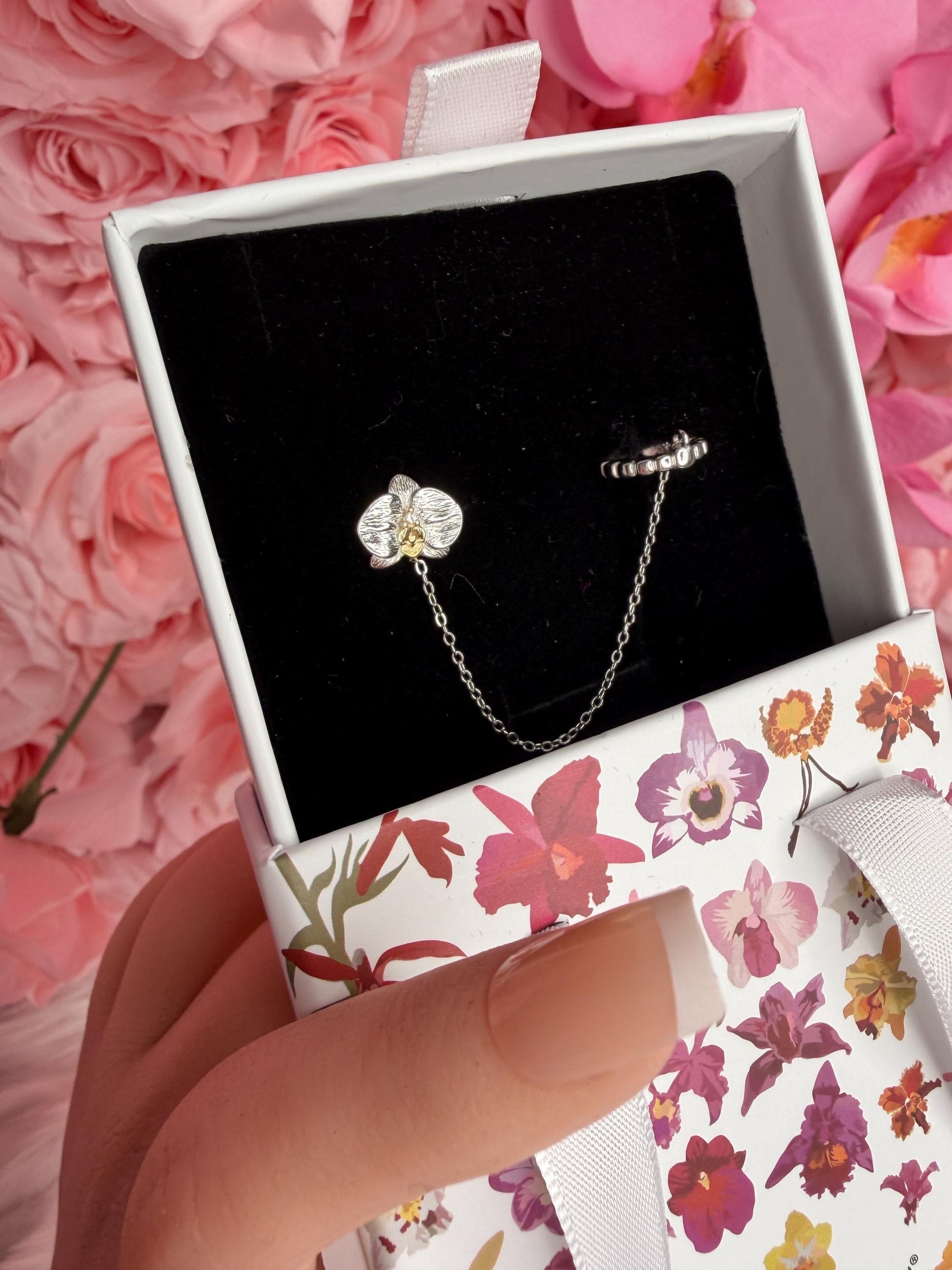 Phalaenopsis Orchid Silver Chain Cuff Earring • Real Orchid Labellum Helix Cartilage Chain Piercing • Gold & Silver Botanical Hoop Earring