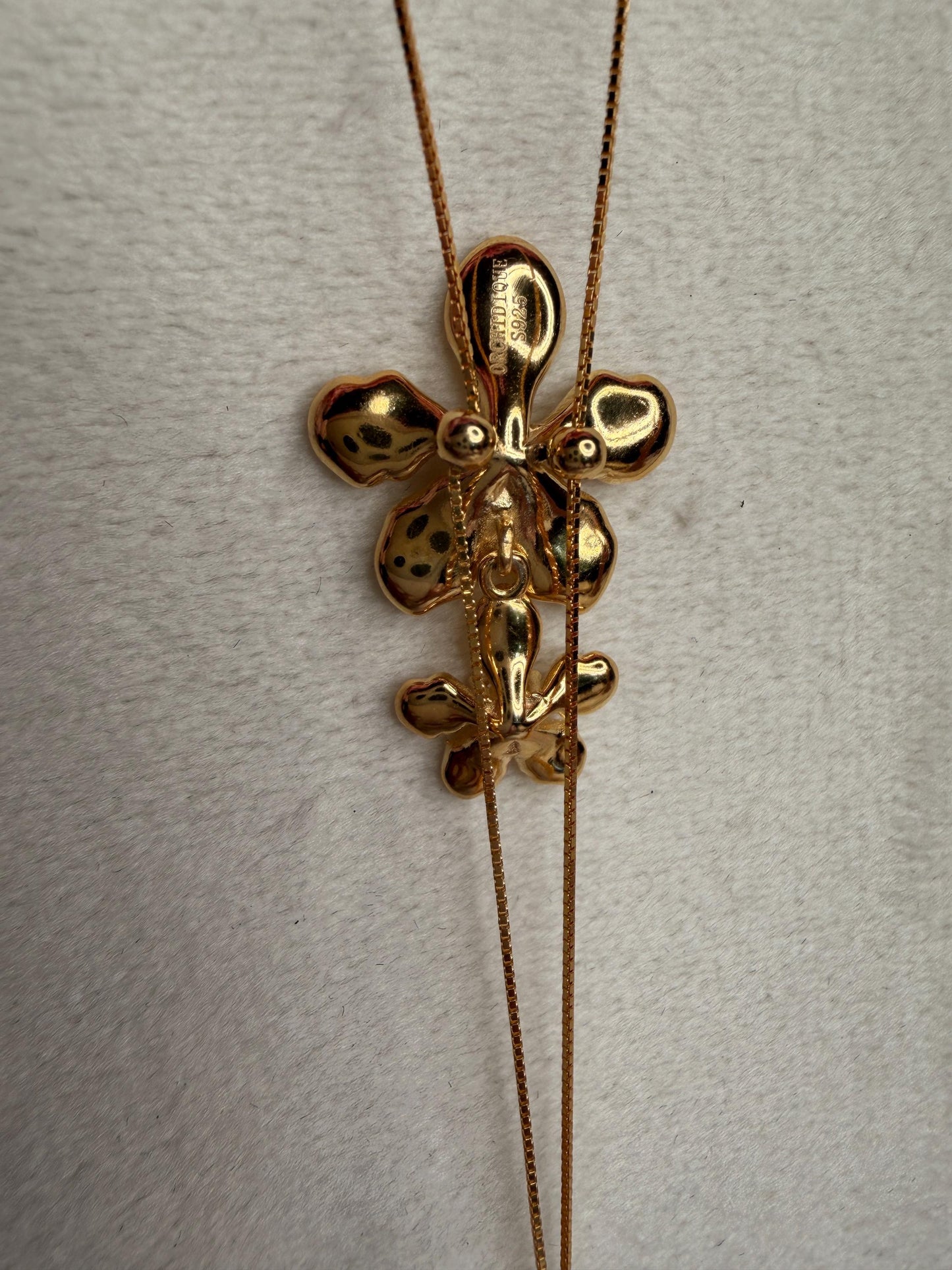 Vanda Loke 14k Gold Plated Vanda Orchid Lariat Necklace, Heart Crystal Double Flower Choker, Rose Gold Lip Statement Jewelry, Orchid Pendant