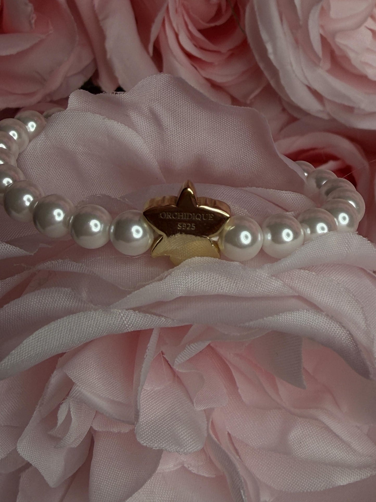 Cattleya Orchid Pearl Bracelet • Real Orchid Inspired Jewelry • Gold Plated Stretch Bracelet • Botanical Floral Jewelry Gift for Her