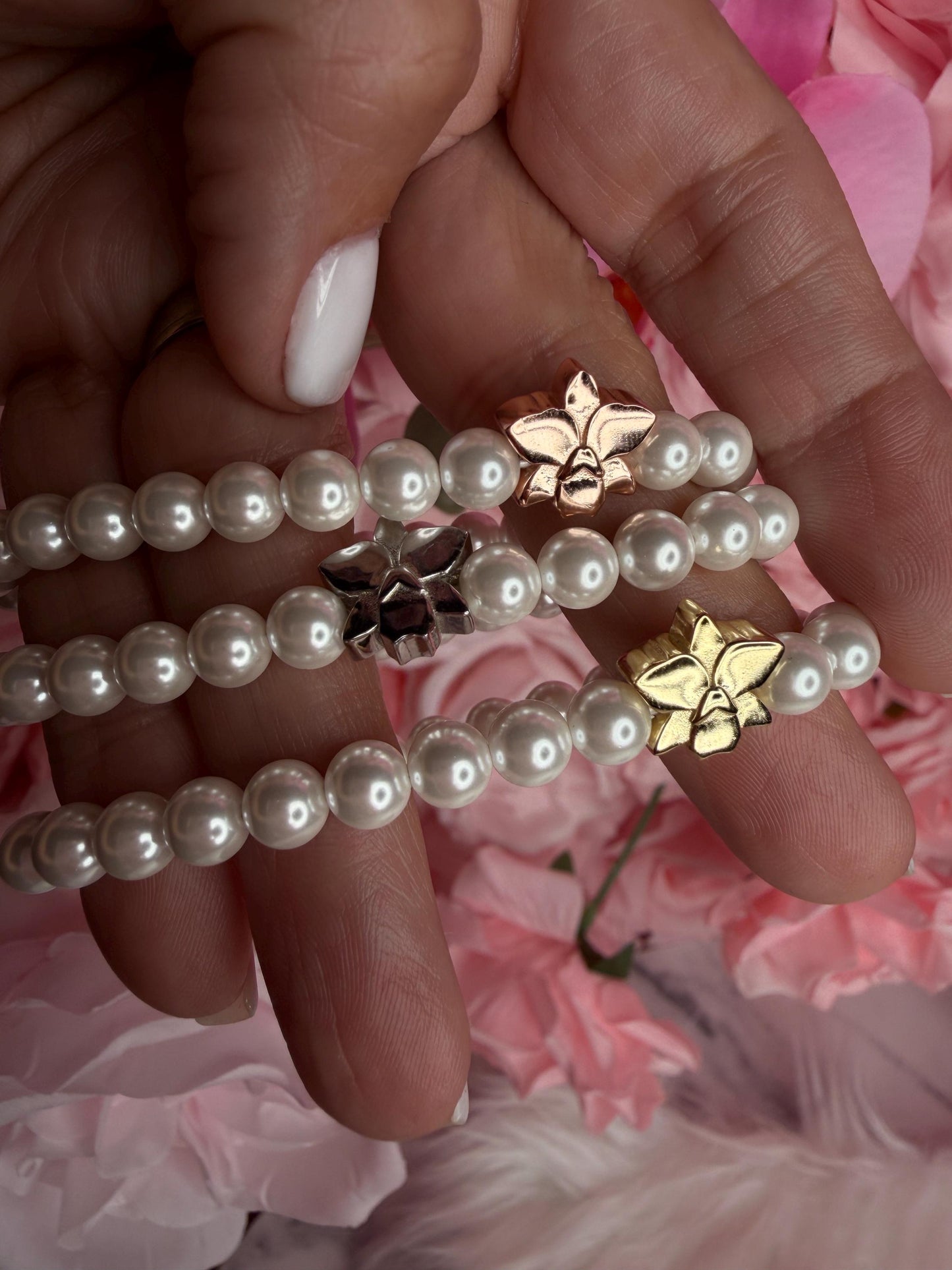 Cattleya Orchid Pearl Bracelet • Real Orchid Inspired Jewelry • Gold Plated Stretch Bracelet • Botanical Floral Jewelry Gift for Her