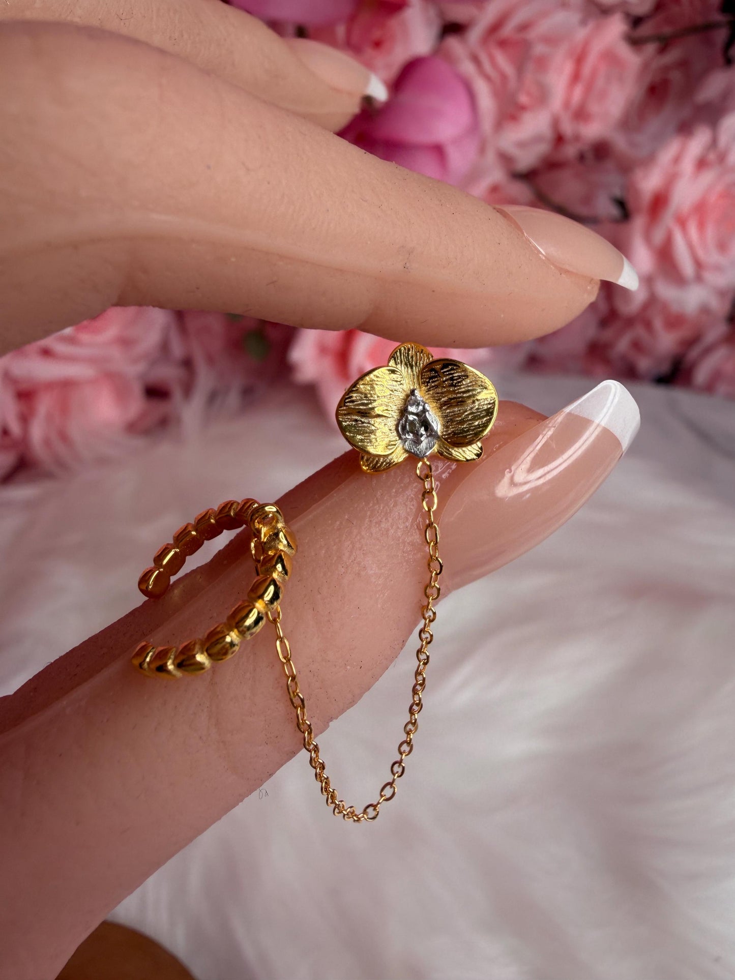 Phalaenopsis Orchid Gold Chain Cuff Earring • Real Orchid Labellum Helix Cartilage Chain Piercing • Gold & Silver Botanical Hoop Earring