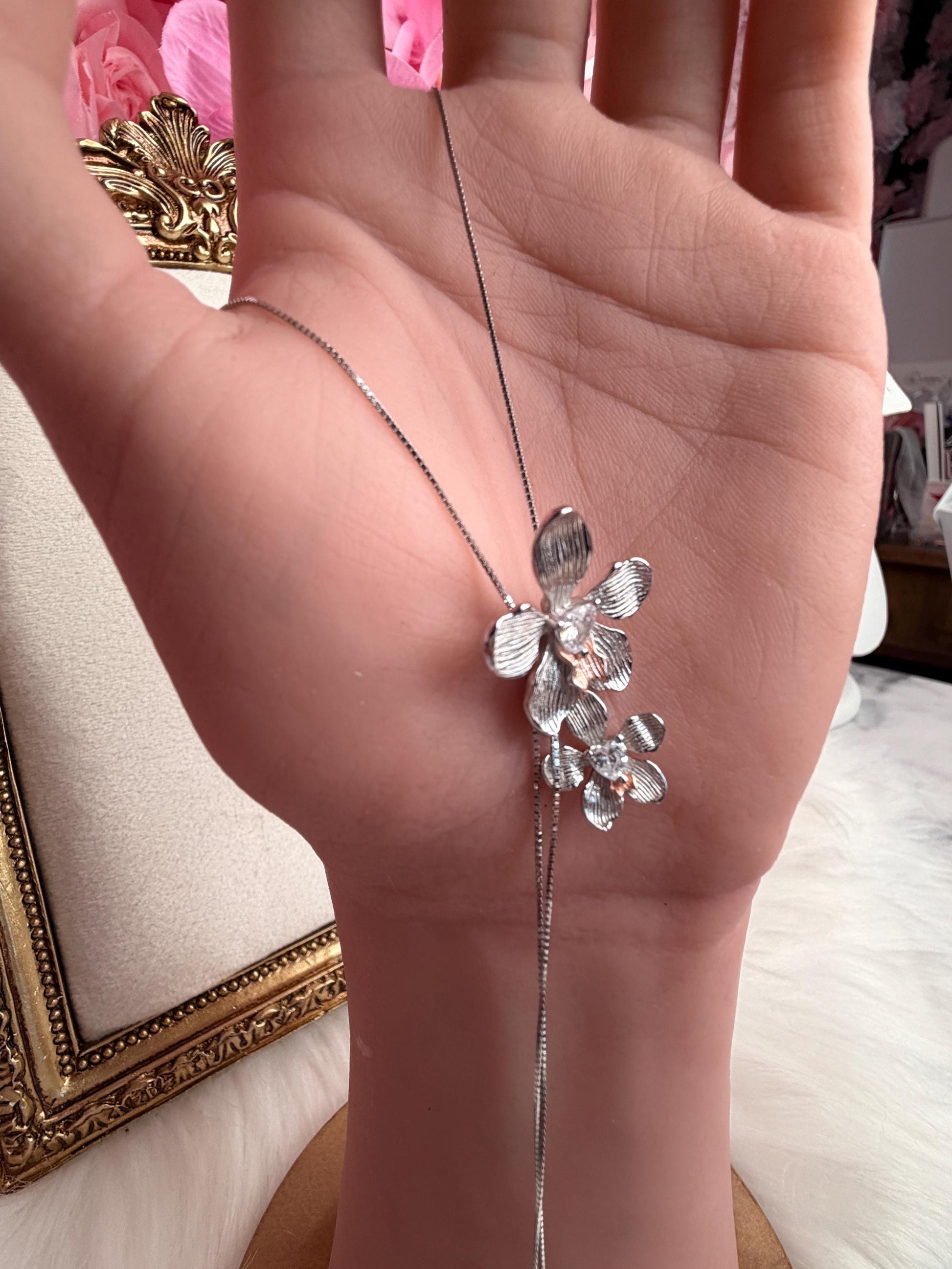 Vanda Loke 14k White Gold Plated Vanda Orchid Lariat Necklace, Heart Crystal Double Flower Choker, Statement Jewelry, Orchid Pendant