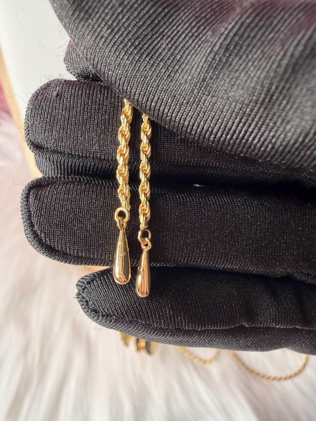 Vanda Miss Joaquim Orchid Lariat Necklace • Pink Enamel • Adjustable Gold Rope Chain