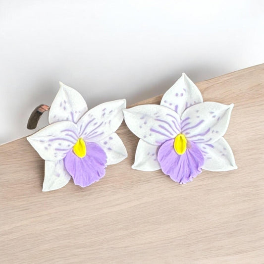 Orchid Oasis: Lavendar Cattleya Orchid Earrings • Unique Handmade Floral Jewelry • Bridesmaid Gifts• Flower Earrings - Orchidique